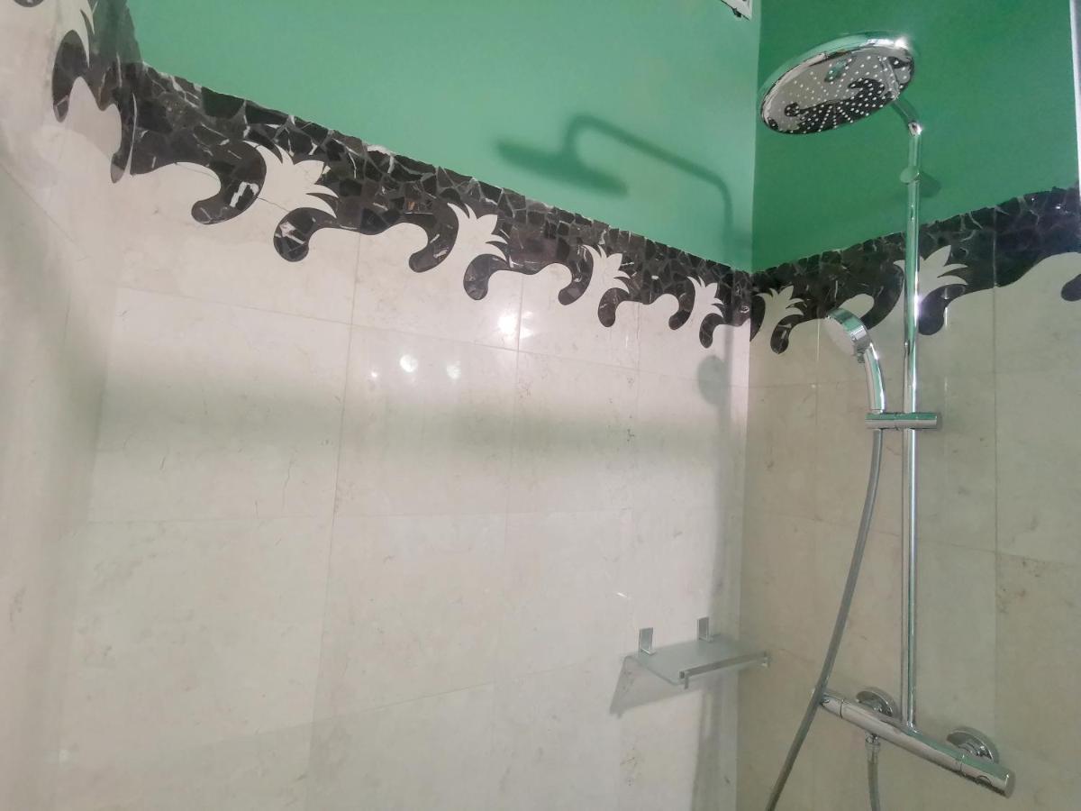 Speciale Tarshito Guesthouse Барі Екстер'єр фото